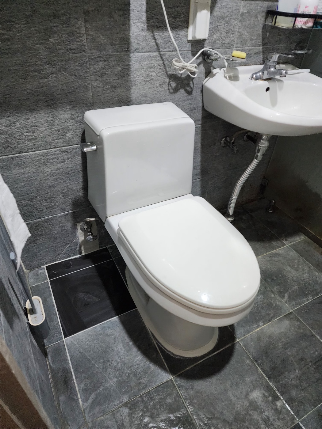 /user/g/gpmanneung/editor/2508/2964f36687fc97bd027ef3f30c38d86b_1756045263_7013.jpg 이미지크게보기