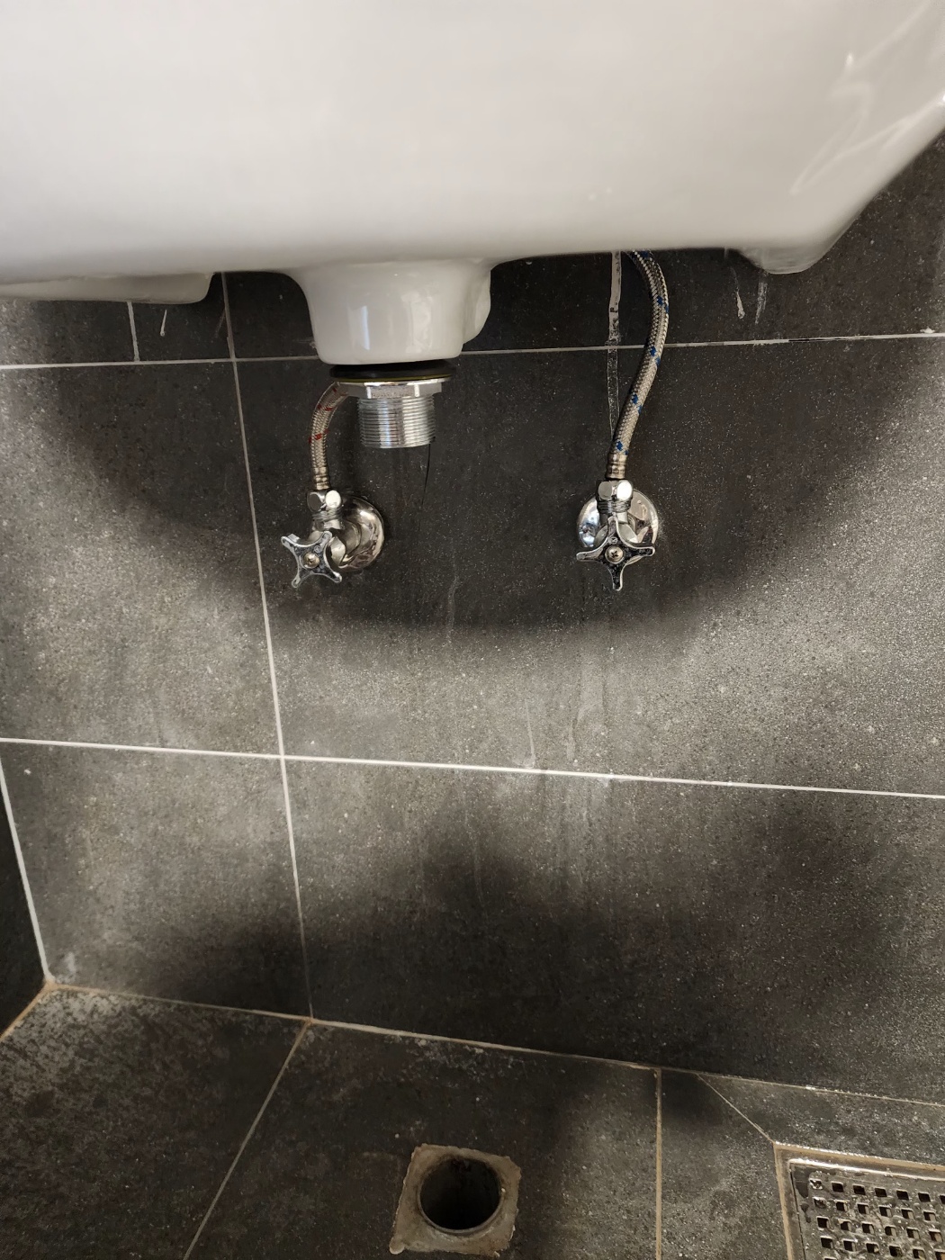 /user/g/gpmanneung/editor/2508/2964f36687fc97bd027ef3f30c38d86b_1756045301_0702.jpg 이미지크게보기