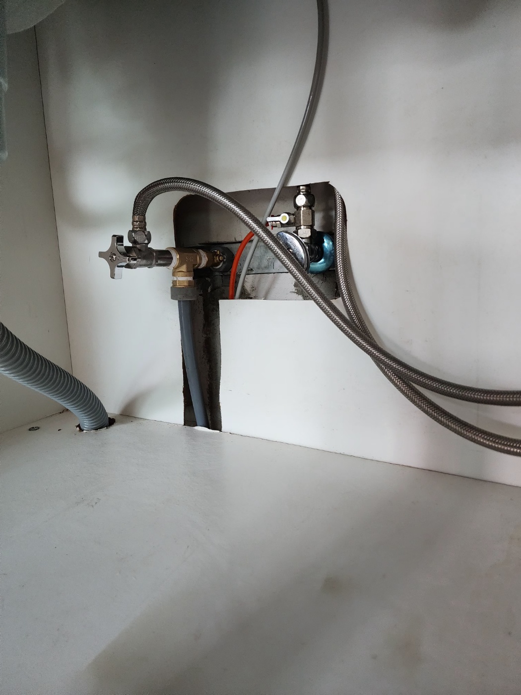 /user/g/gpmanneung/editor/2508/2964f36687fc97bd027ef3f30c38d86b_1756045355_5902.jpg 이미지크게보기