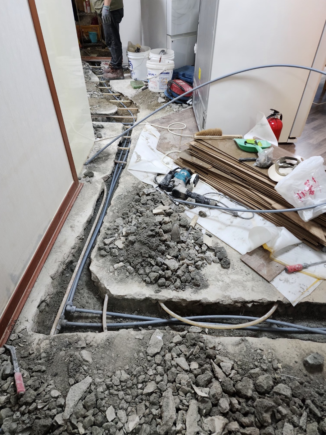 /user/g/gpmanneung/editor/2508/2964f36687fc97bd027ef3f30c38d86b_1756045434_3605.jpg 이미지크게보기